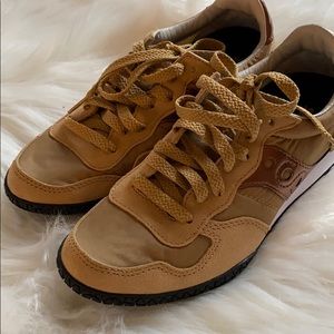 Women’s Bullet sauconys rose gold/tan